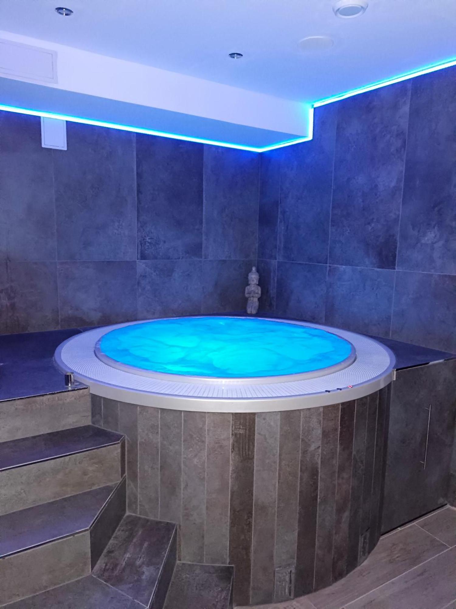 Penzion A Wellness - Jilan, Naves Svobody 39, Оломоуц Экстерьер фото